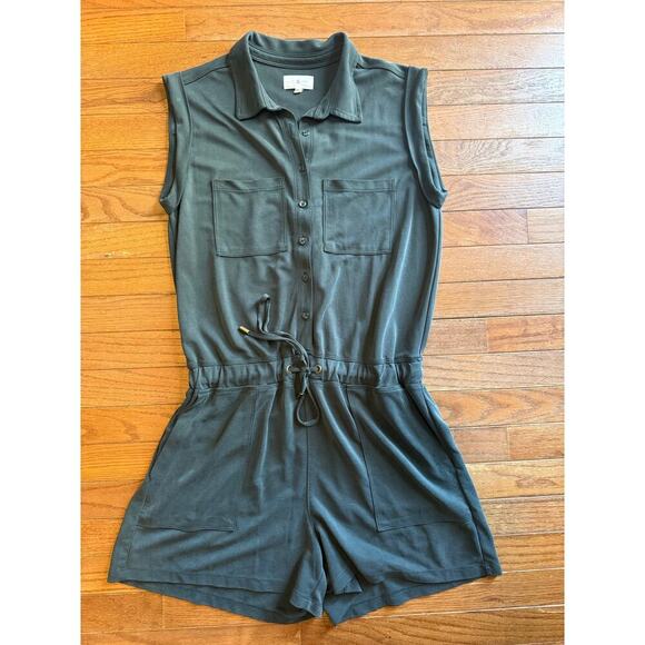 Lou & Grey Short Romper Modal Green Button down Sleeveless Size Small - Picture 13 of 13